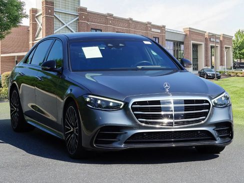 Certified 2023 Mercedes-Benz S 580 4MATIC Sedan image 3