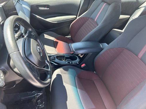 Used 2025 Toyota Corolla SE FWD image 19