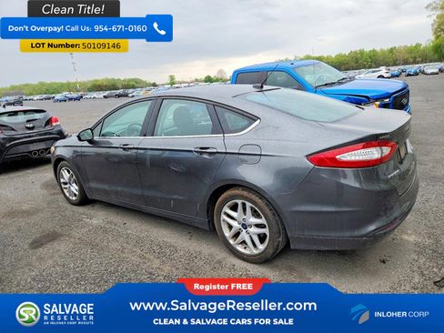 Used 2016 Ford Fusion SE FWD image 3