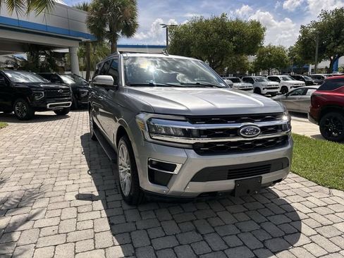 Used 2023 Ford Expedition Max Limited AWD/4WD image 17
