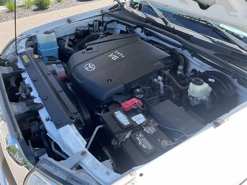 Used 2014 Toyota Tacoma 4x4 Double Cab w/ SR5 Package image 51