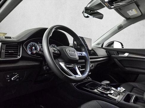 Certified 2022 Audi Q5 2.0T Premium Plus image 10