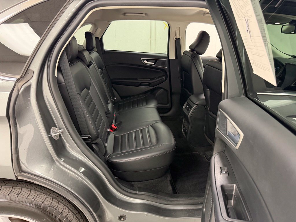 Used 2024 Ford Edge SEL w/ Convenience Package AWD/4WD image 13