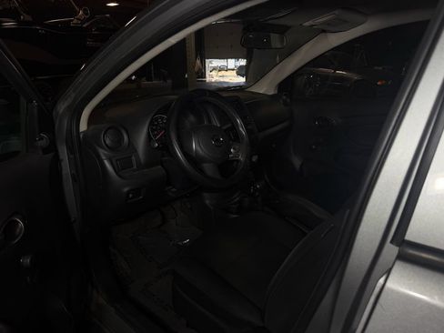 Used 2014 Nissan Versa S Plus FWD image 20