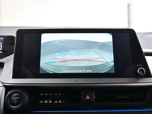 Used 2024 Toyota Prius XLE image 19