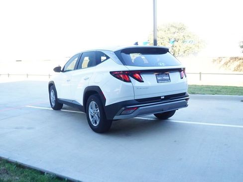 New 2026 Hyundai Tucson SE image 5