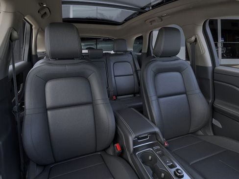 New 2026 Lincoln Corsair Premiere image 10