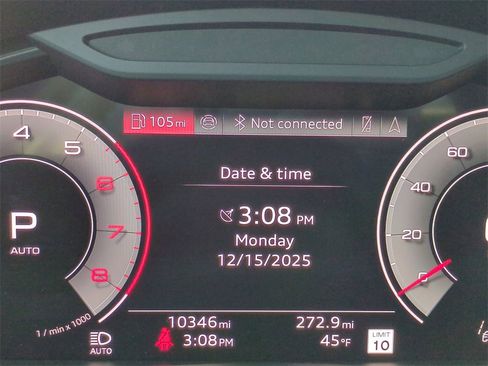 Used 2025 Audi Q8 Premium Plus image 28