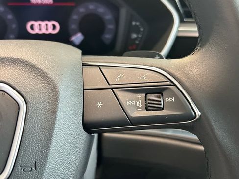 Used 2025 Audi Q3 2.0T Premium w/ Convenience Package image 15