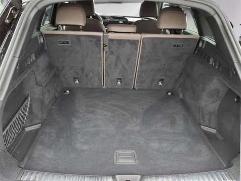 Used 2025 Audi Q5 Premium Plus w/ Premium Plus image 8