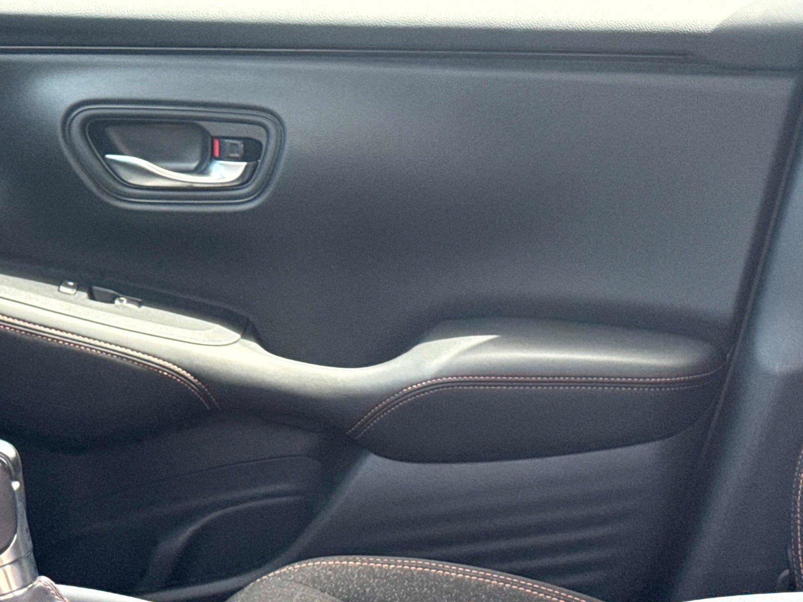 Certified 2024 Honda HR-V Sport image 19
