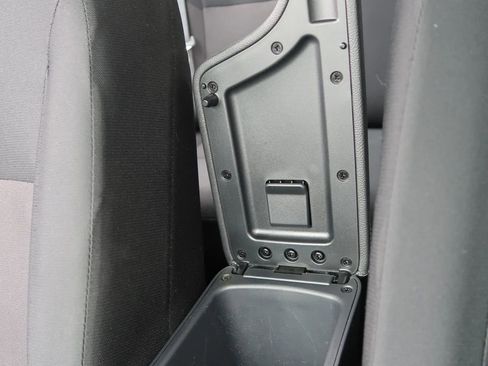 Used 2024 Nissan Kicks S image 29