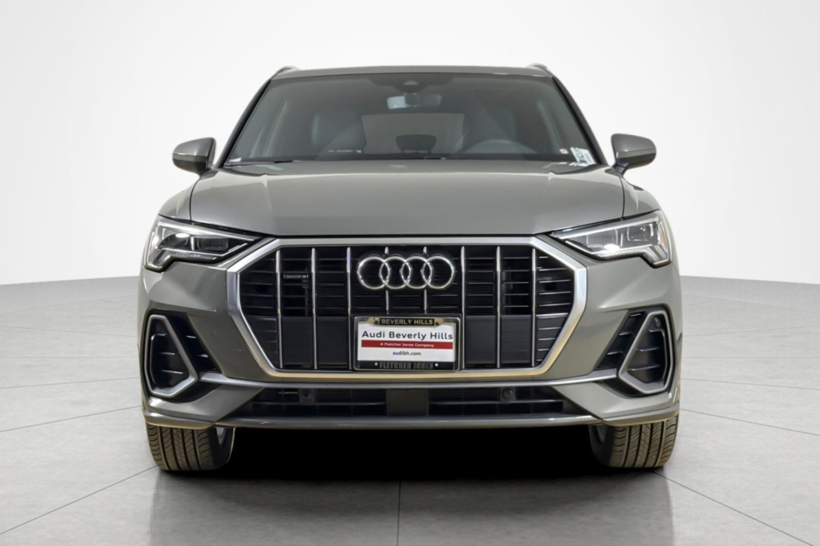 Used 2024 Audi Q3 2.0T Premium AWD/4WD image 8