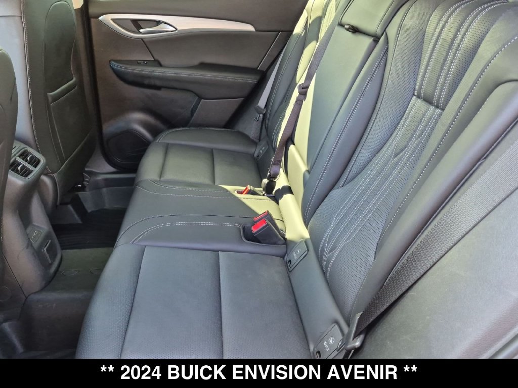 Used 2024 Buick Envision Avenir AWD/4WD image 3