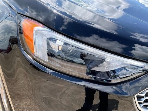 Used 2024 Ford Edge SEL image 33