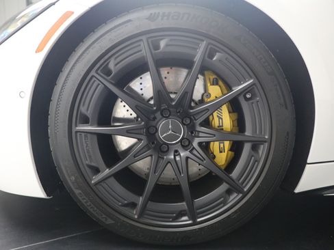 Used 2025 Mercedes-Benz AMG GT 63 image 26