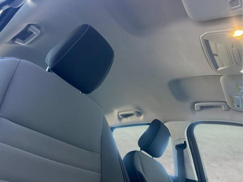 Used 2018 Ford Escape S FWD image 17