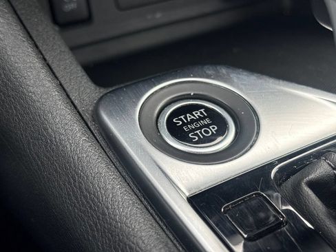 Used 2025 Nissan Sentra SV FWD image 26