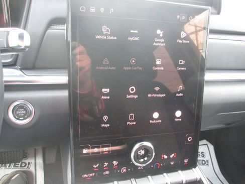 Certified 2025 GMC Terrain Elevation image 19