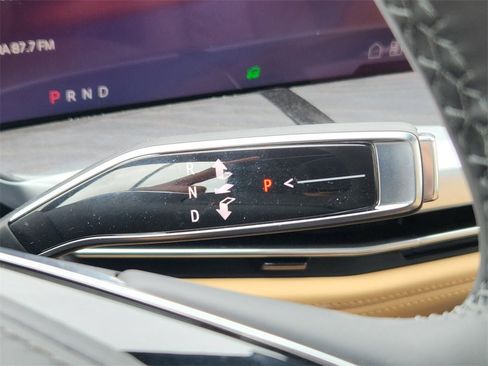 New 2025 Cadillac Escalade IQ Luxury 2 w/ LPO, Radiant Package image 14