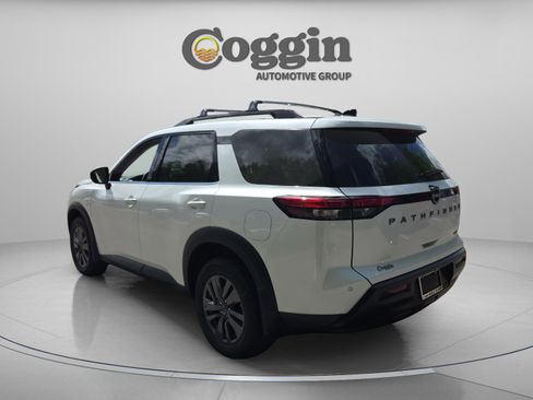 New 2026 Nissan Pathfinder SV AWD/4WD image 3