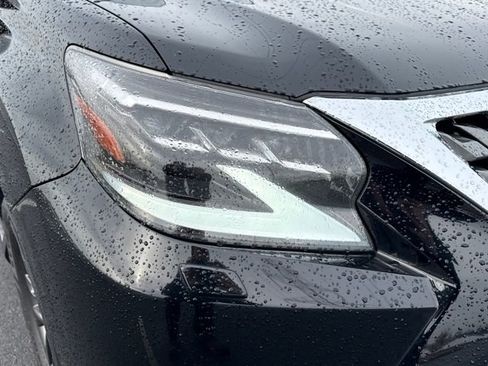 Used 2021 Lexus GX 460 Premium w/ Premium Package image 12