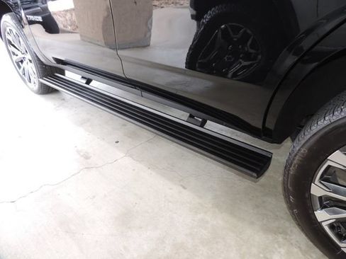 Used 2026 Chevrolet Tahoe High Country RWD image 27