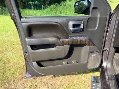Used 2016 GMC Sierra 1500 Denali w/ Enhanced Driver Alert Package RWD image 31