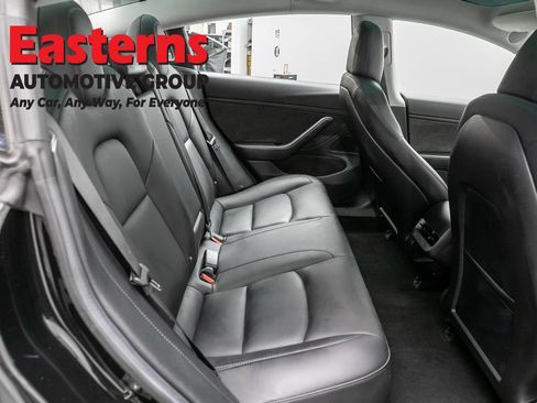 Used 2018 Tesla Model 3 Long Range RWD image 61