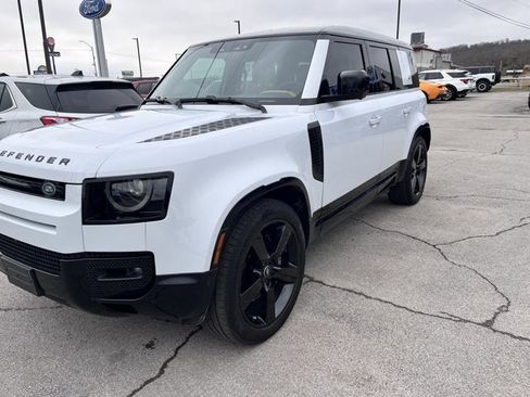 Used 2023 Land Rover Defender 110 V8 image 5