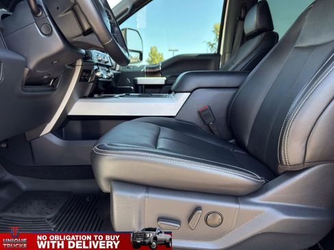 Used 2022 Ford F350 Lariat w/ Black Appearance Package AWD/4WD image 20
