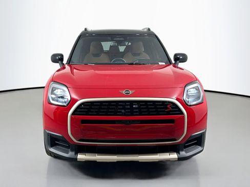 Used 2025 MINI Cooper Countryman S w/ Comfort Package Max image 2