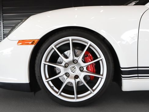 Used 2011 Porsche Boxster Spyder image 11