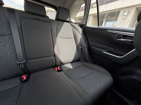 Used 2025 Toyota RAV4 XLE w/ Convenience Package image 38