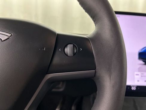 Used 2023 Tesla Model Y Long Range AWD/4WD image 10