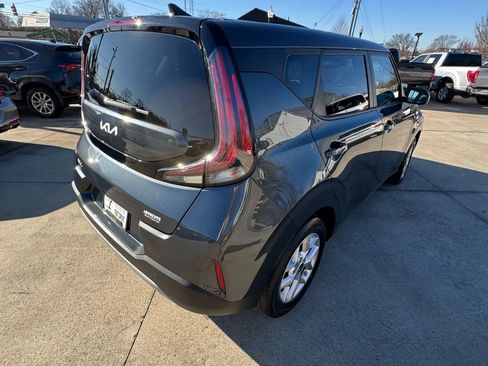 Used 2024 Kia Soul LX w/ Option Group 015 image 39