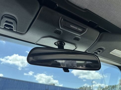 Used 2018 Jeep Wrangler Unlimited Sport image 21