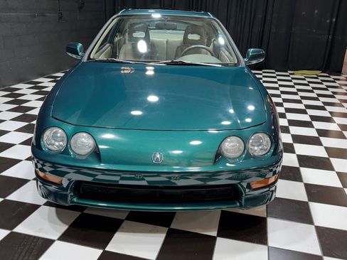 Used 2000 Acura Integra GS-R FWD image 13