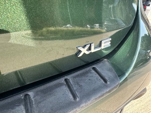 Used 2023 Toyota Highlander XLE FWD image 14