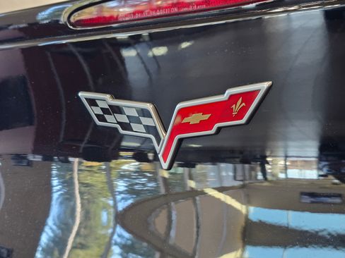 Used 2008 Chevrolet Corvette Z06 w/ Preferred Equipment Group image 12