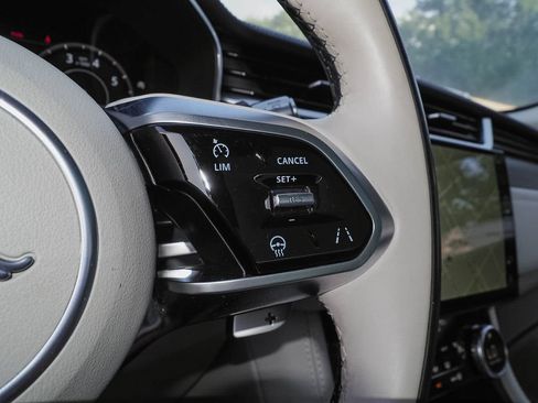 Used 2021 Jaguar F-PACE S AWD/4WD image 31