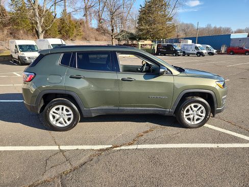 Used 2018 Jeep Compass Sport w/ Cold Weather Group image 7