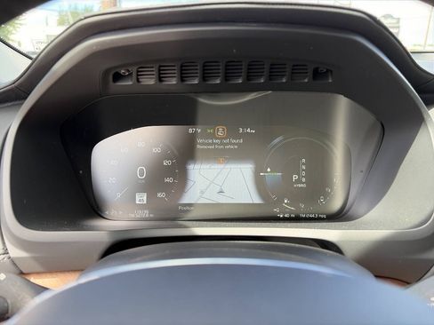 Used 2016 Volvo XC90 T8 Inscription AWD/4WD image 35