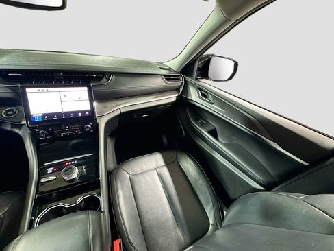 Used 2022 Jeep Grand Cherokee L Limited w/ Trailer Tow Group (B) image 16