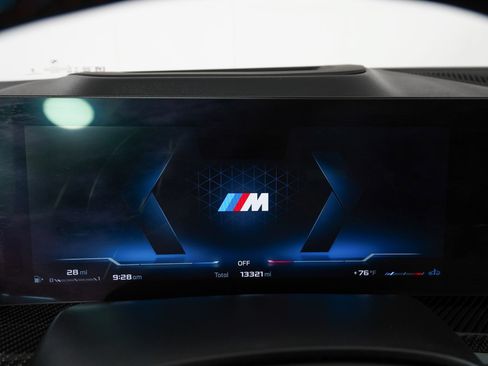 Used 2026 BMW X5 M60i AWD/4WD image 18