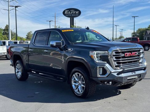 Used 2021 GMC Sierra 1500 SLT w/ SLT Convenience Package AWD/4WD image 3