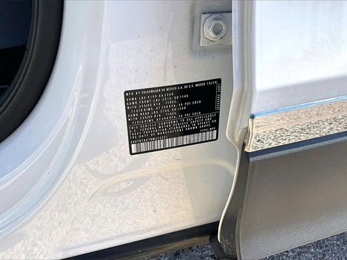 Used 2024 Volkswagen Tiguan Wolfsburg Edition image 36