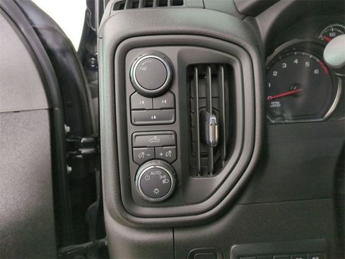 Certified 2023 Chevrolet Silverado 2500 Custom w/ Custom Convenience Package image 16