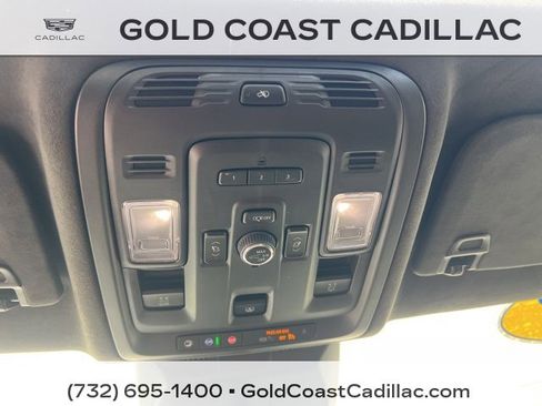 Certified 2023 Cadillac Escalade ESV Sport Platinum w/ LPO, ONYX Package image 33