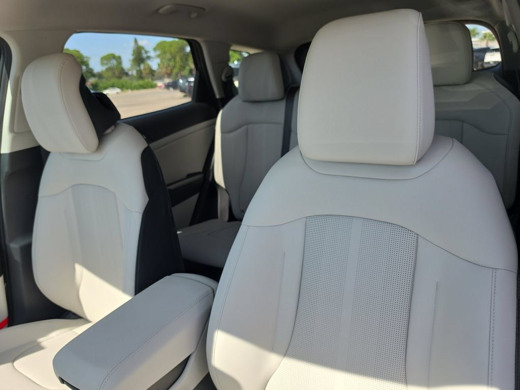 New 2027 Kia Sportage EX FWD image 22